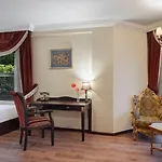 Chatto Hotel 3*